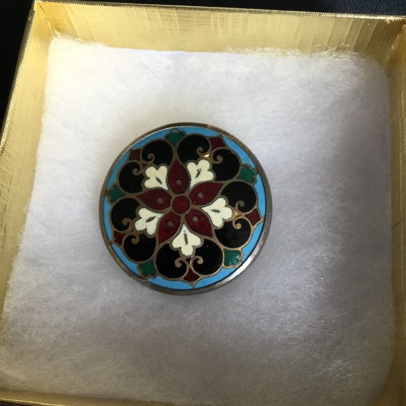 Silver Antique Button Pin (signed Liz Landers) - Picture 1 of 3